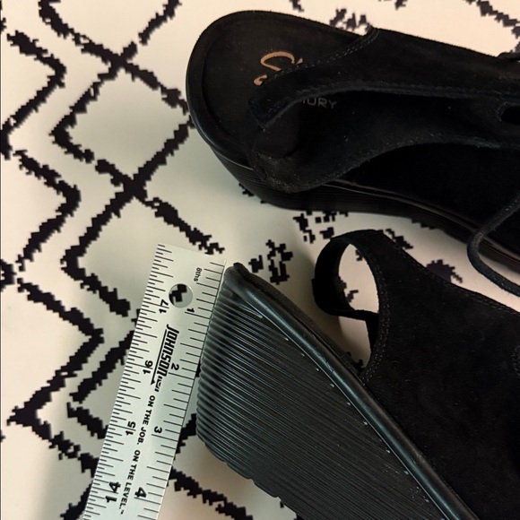 Skechers Women's Wedge Lace-Up Sandals - Black - US Size 7 - EUC - Picture 12 of 12